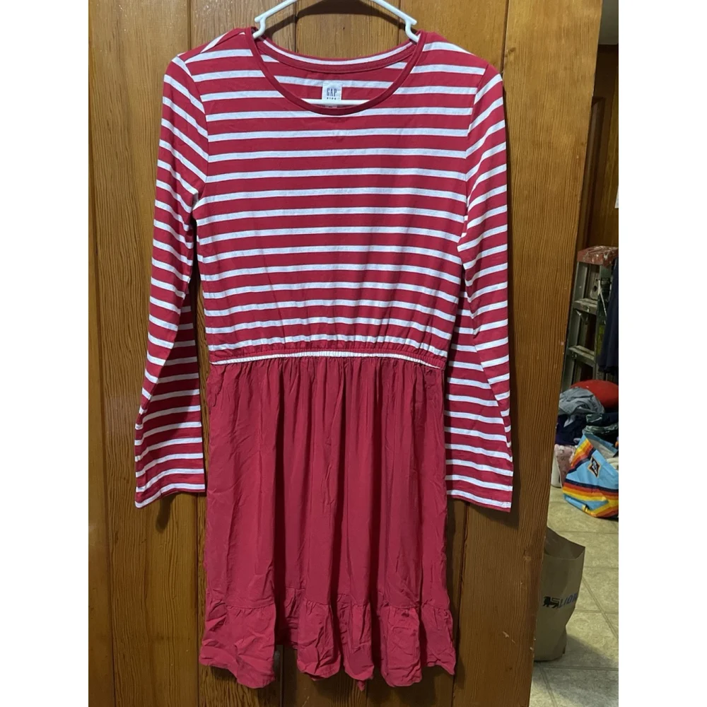 Girls Gap Kids NWOT Red Dresss Size 14-16 Xxl